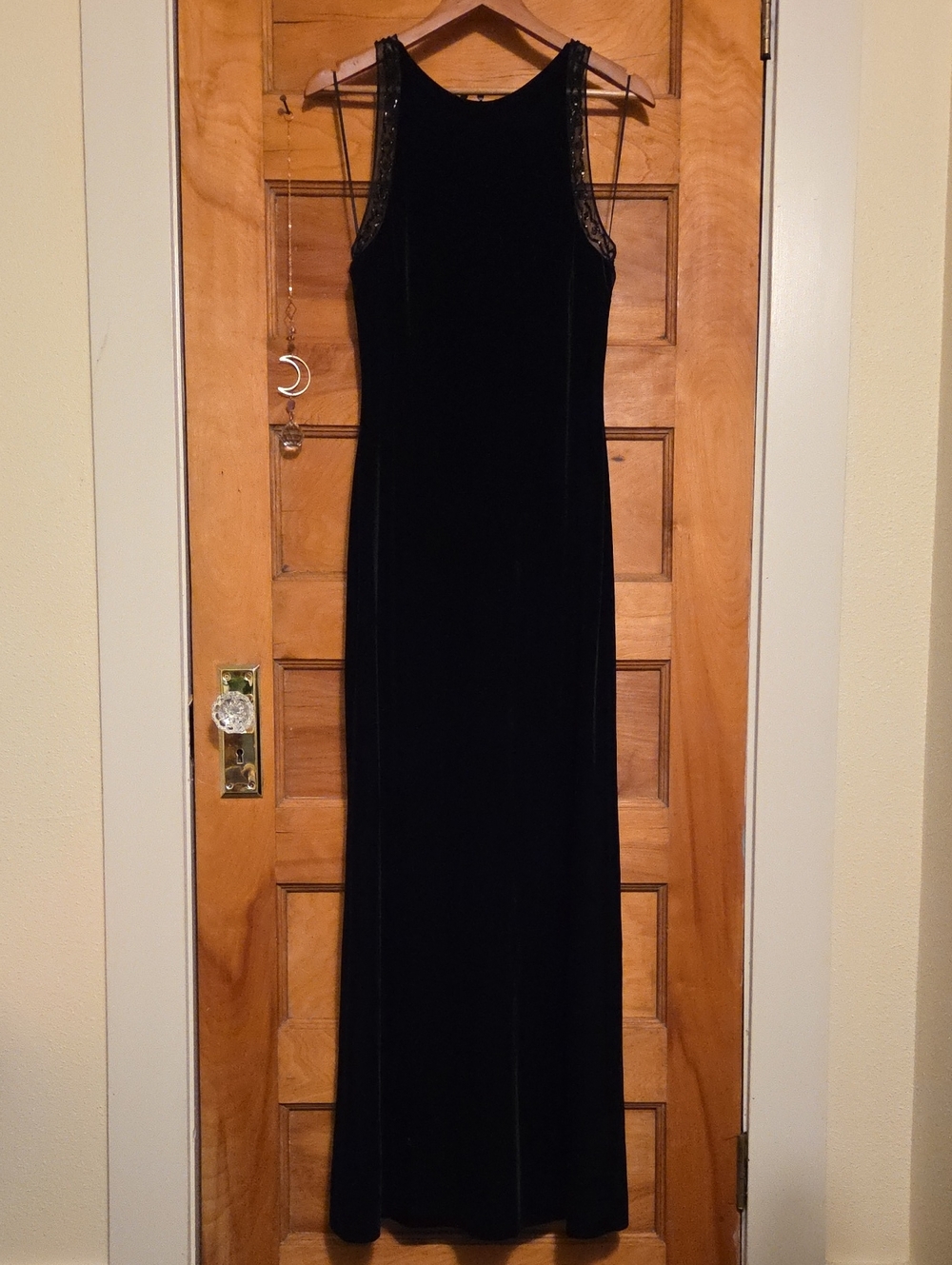 Tailored Full-length Black Velvet Dress with Scoop Back & Beaded Mesh Details
